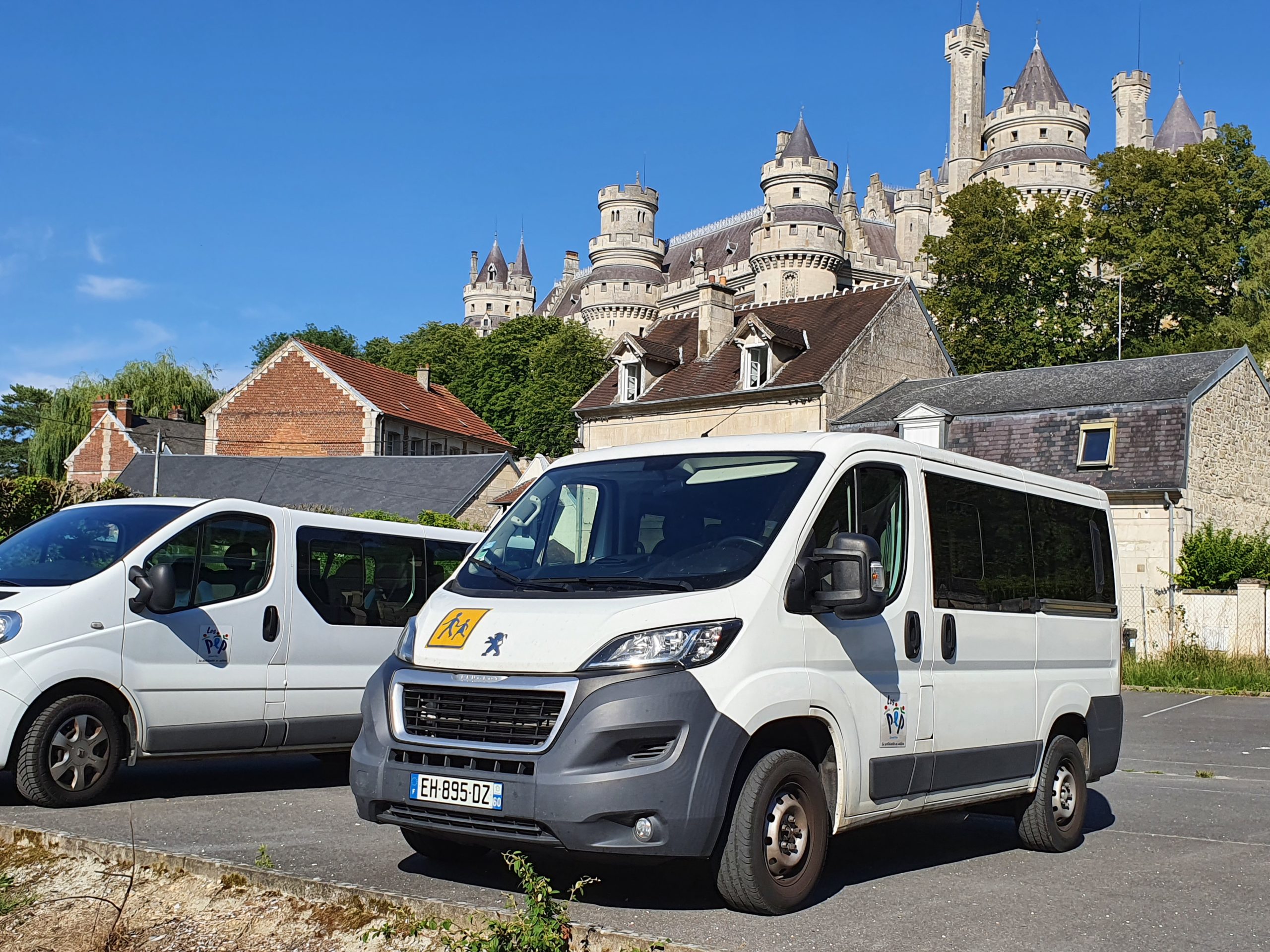 Véhicules de transport des enfants